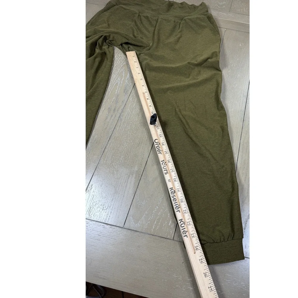 Beyond Yoga Joggers Womens Medium Olive Green Spacedye High Waisted Relaxed Fit